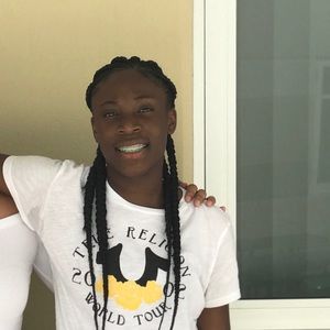 Meet your Posher, Amari